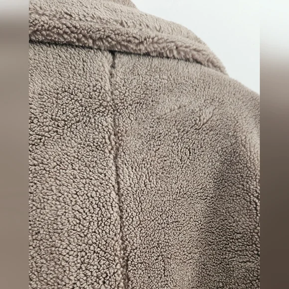 Ellos Teddy Neutral Olive Faux Fur Coat Size 14 - Picture 5 of 8